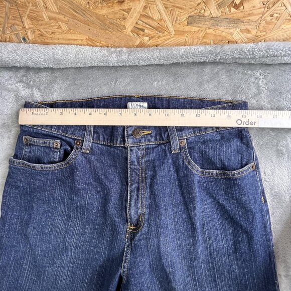 LL Bean Jeans Womens 12 Classic Fit Straight Leg Stretch Denim Pants Spandex - Picture 6 of 16